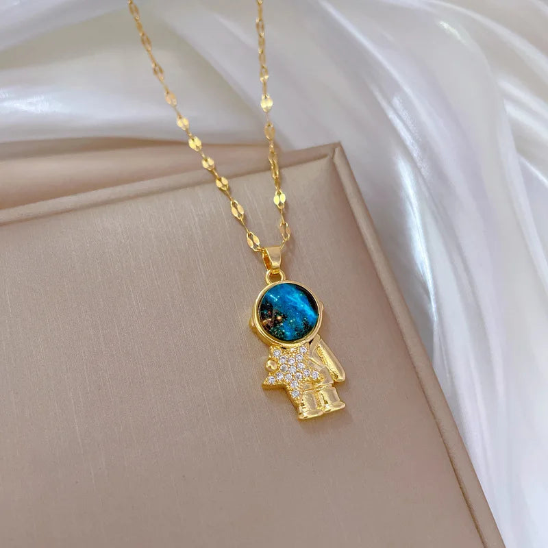 Lunara Necklace